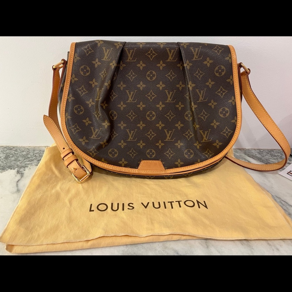 Louis Vuitton Menilmontant MM